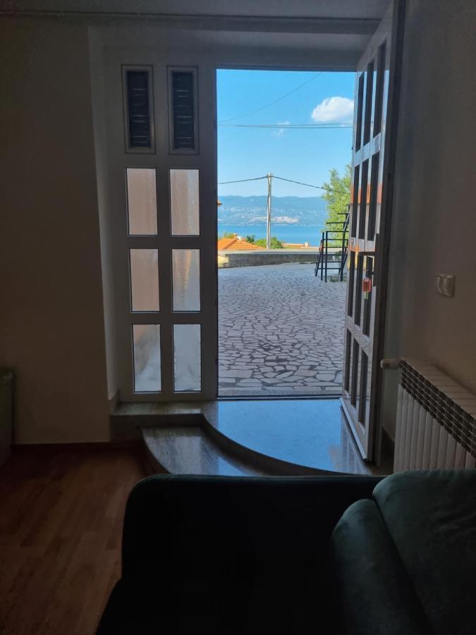 Moro Vrbnik 2 Daire Dış mekan fotoğraf